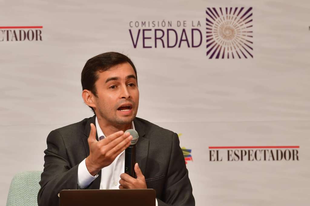 José Jaime Uscátegui interviene en el Diálogo Nacional de la Comisión de la Verdad.