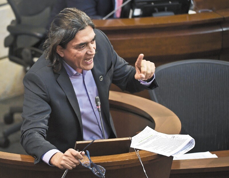 Según Bolívar, las comunidades no dudarán en rechazar la fumigación con glifosato. / Mauricio Alvarado