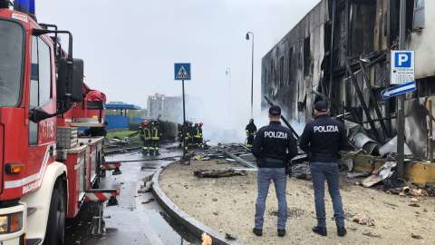Accidente de avión deja ocho personas muertas en Italia