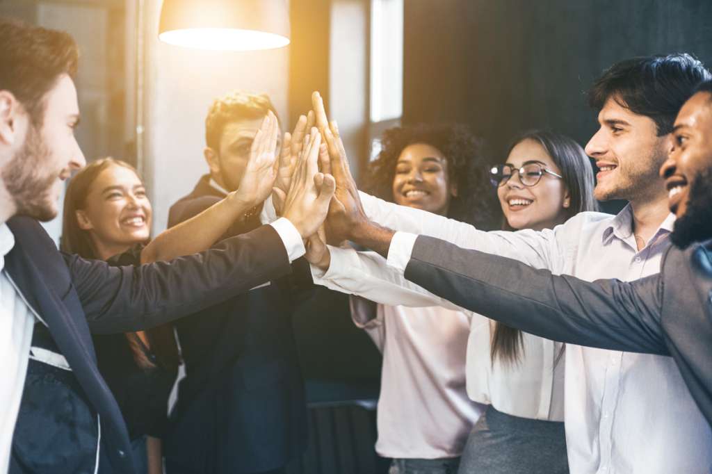 Compensar se ha destacado a lo largo de los años por crear, mantener y enriquecer condiciones que favorecen el equilibrio entre la vida personal y familiar de sus colaboradores.