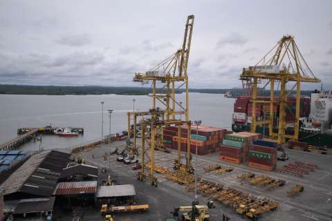 Supertransporte refuerza controles en las operaciones portuarias de Buenaventura