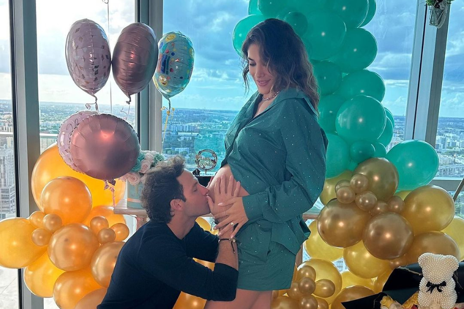 Daniela Ospina y Gabriel Coronel