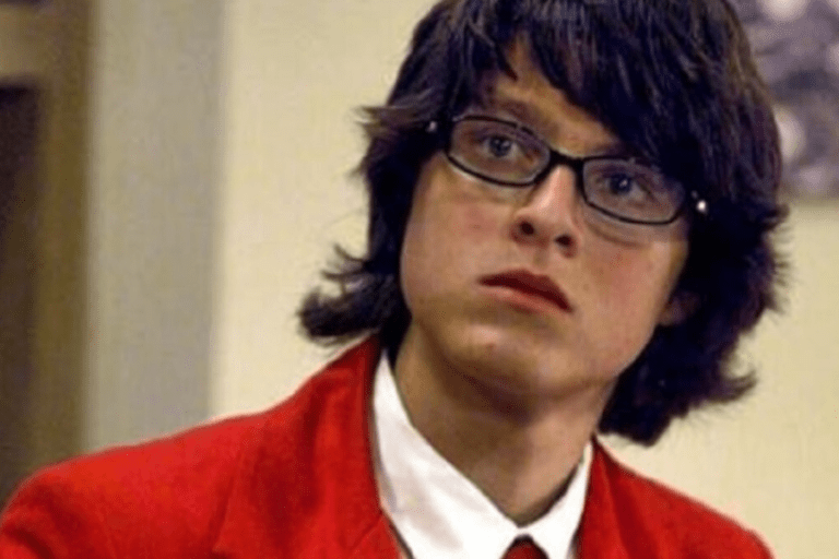Así luce Eddy Vilard, el actor que le dio vida a Teo en Rebelde