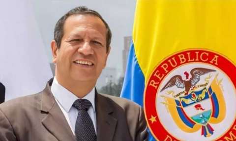 Procurador Eljach levanta sanción a exsuperintendente del gobierno Petro