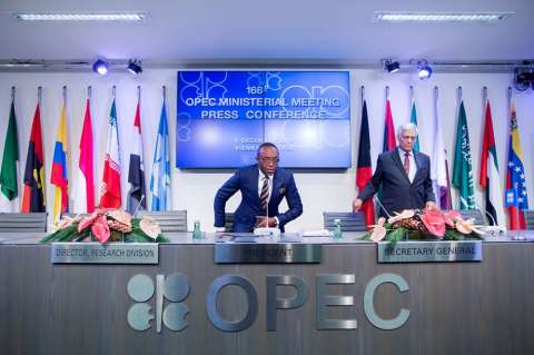 Industria petrolera, dependiente de la OPEP