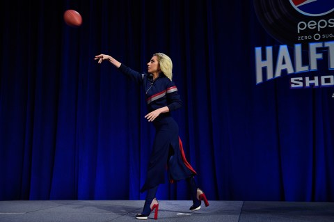Fotos de Lady Gaga en rueda de prensa previa al Super Bowl 2017