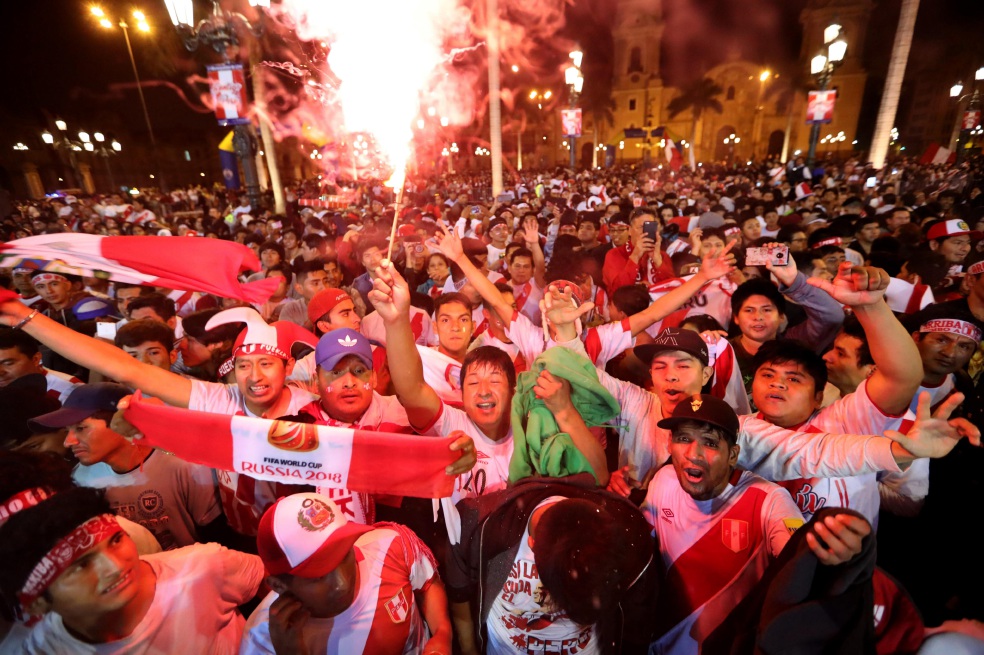 En Perú aún celebran la clasificación a Rusia. / EFE