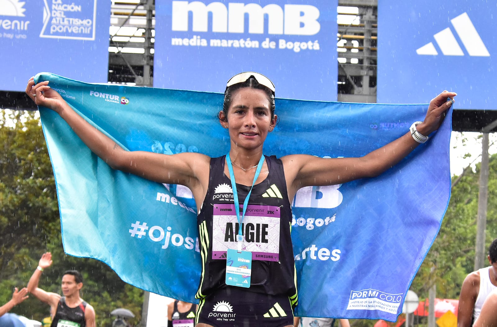 La colombiana Angie Orjuela, quien se quedó por fuera en la edición 2025 por lesión, esta vez dijo presente y fue la mejor de las nuestras en la Media Maratón de Bogotá 2026, con un tiempo de 1:19:11.