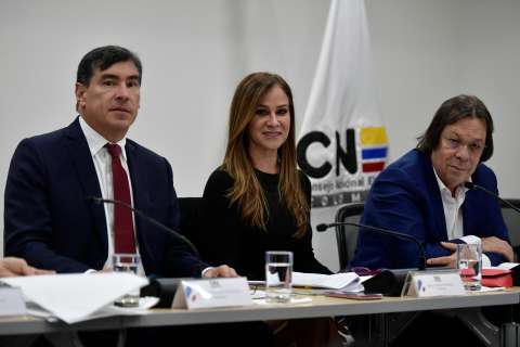 Consejo electoral, gavilla o justicia