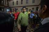 Maduro espera mantener mesa de diálogo con la oposición en 2017 y 2018