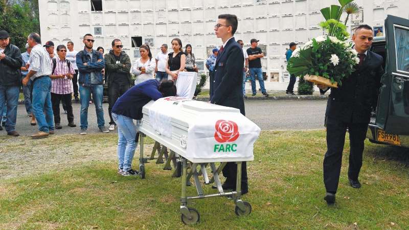 De acuerdo con datos oficiales, la mayoría de asesinatos sucedieron en ETCR. / AFP