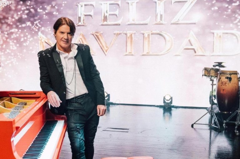 Arthur Hanlon estrena su especial navideño “A holiday christmas piano”