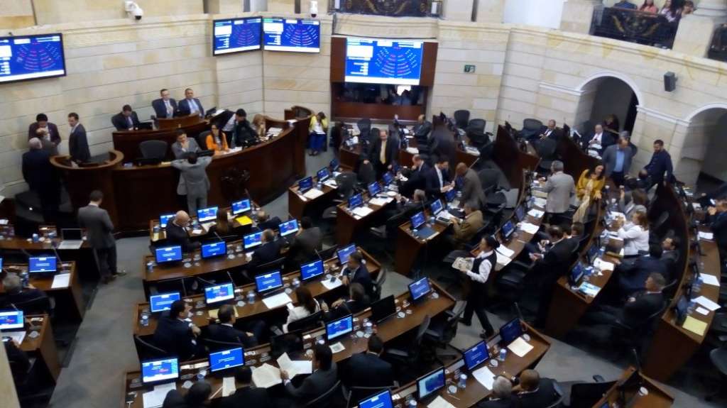 Rendir un informe sobre todas las citas que sostengan con funcionarios públicos sobre gestión legislativa es el punto que tiene en jaque este proyecto. / Archivo El Espectador