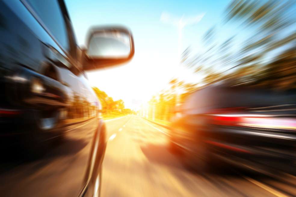 El exceso de velocidad es una de las principales causas de accidentalidad en el país. / iStock