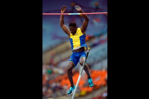 Mundial de Atletismo, sin los pies en la tierra