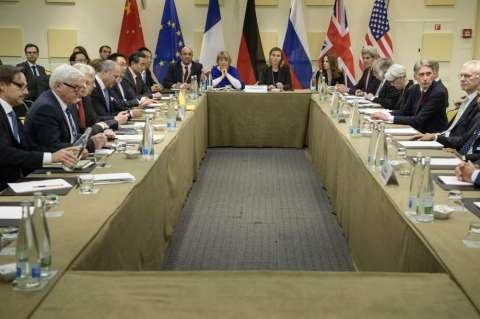 Para un pacto nuclear histórico con Irán aún hay que superar obstáculos