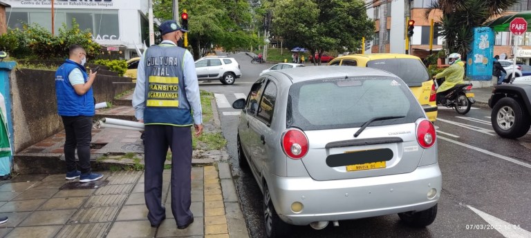Suspenden el pico y placa par e impar para vehículos foráneos en Bucaramanga