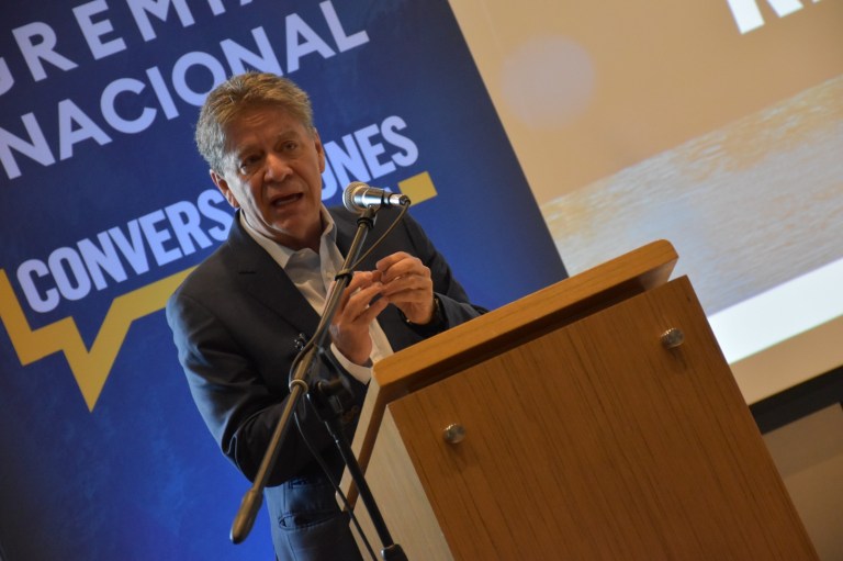 Bruce Mac Master lanzó críticas contra Carolina Corcho y el sistema de salud