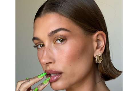 Diamond lips: truco de maquillaje de Hailey Bieber para tener labios con volumen