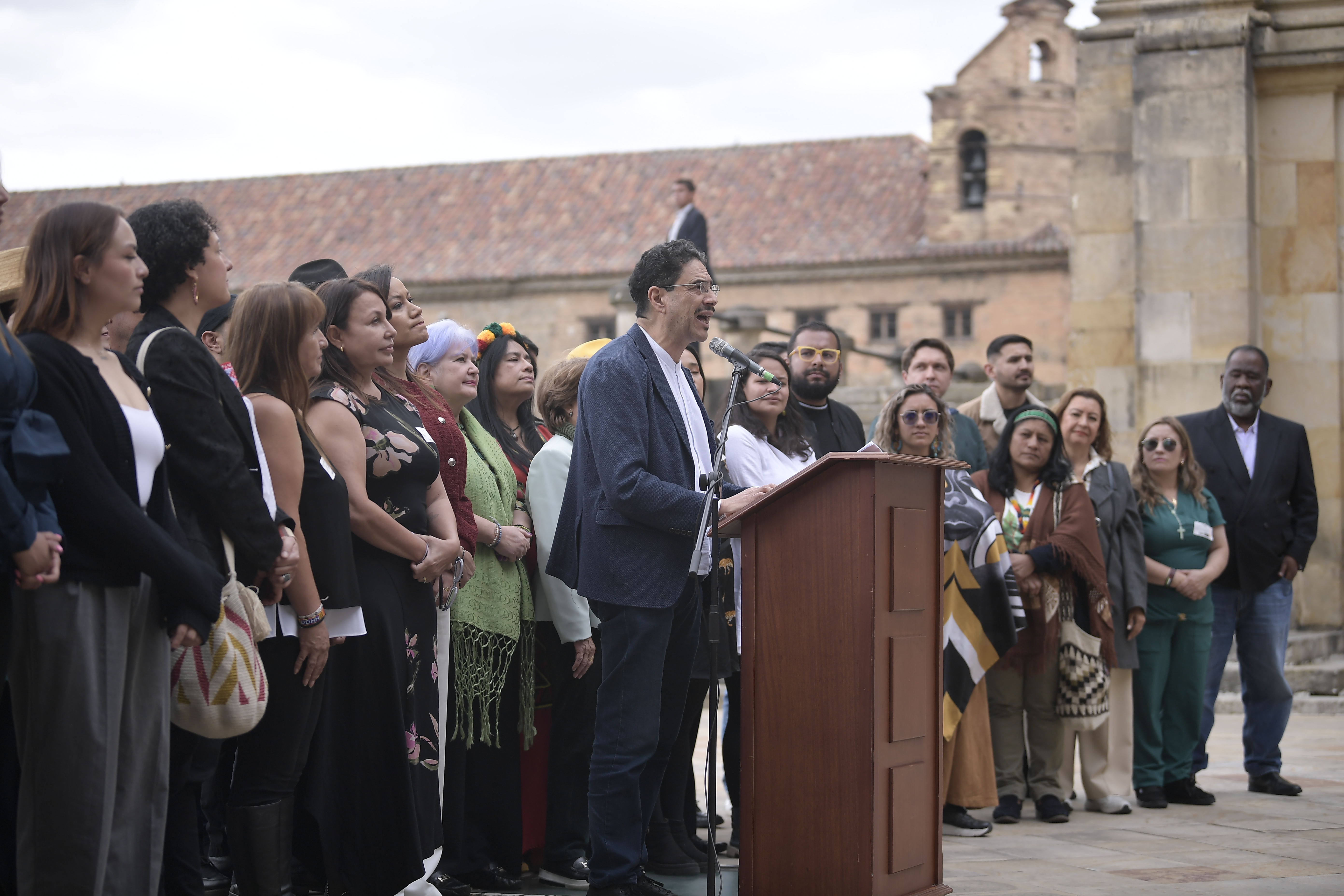 Candidato presidencial del Pacto Histórico, invitó a la conformación del Frente Amplio de la izquierda.