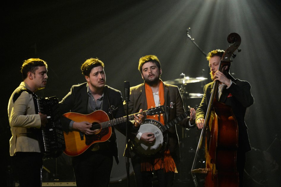 Los músicos Ben Lovett, Marcus Mumford, 'Country' Winston Marshall y Ted Dwane de Mumford & Sons.