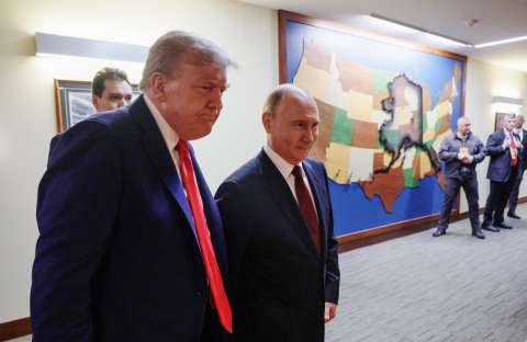 ¿Qué se sabe del plan de paz de Trump para Ucrania y por qué la UE se alarma?