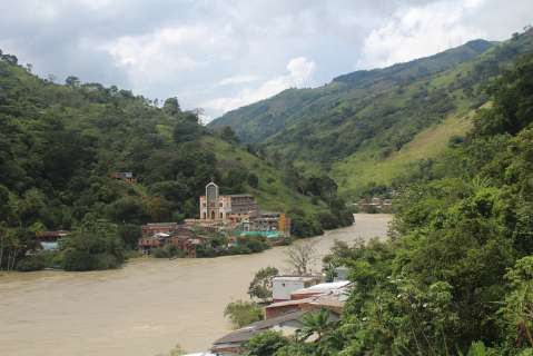 Mueren seis militares en campo minado del Clan del Golfo en Valdivia (Antioquia)