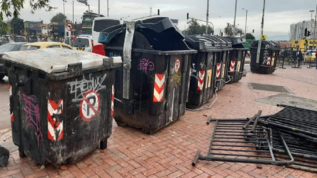 Vandalizar y darle uso inadecuado a los contenedores genera multas y sanciones de hasta cinco salarios mínimos diarios legales vigentes.