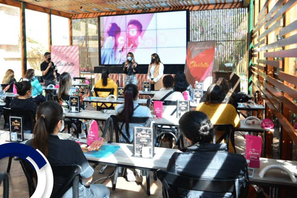 Charlotte Cosmetics abrió una academia dedicada a enseñar técnicas innovadoras.