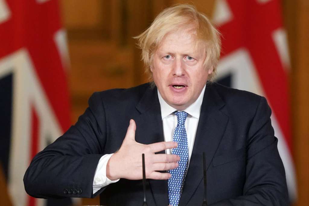 Boris Johnson, primer ministro británico, en una rueda de prensa sobre las nuevas medidas para evitar la propagación de la COVID-19.