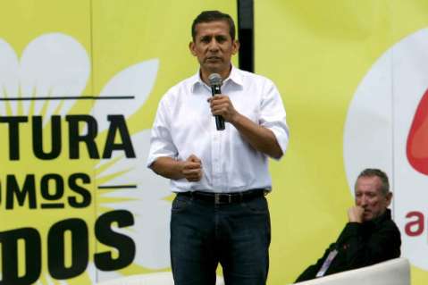 Ollanta Humala lamenta que Congreso permita tarde a Petroperú operar lote petrolífero