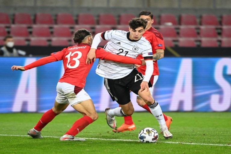 Alemania y Suiza se repartieron los puntos en un festival de goles
