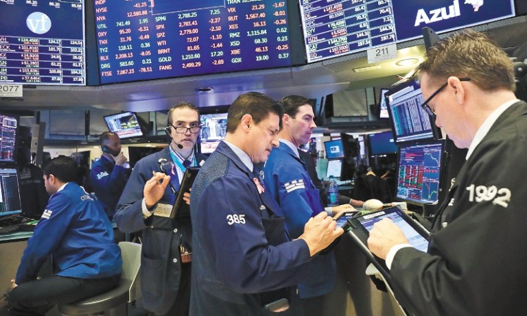 ¿Qué tanto debe preocupar la caída en los mercados?