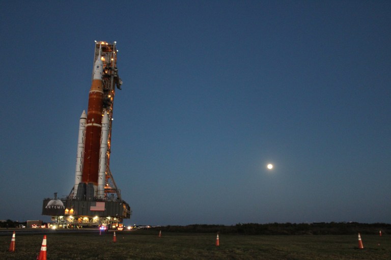 Misión Artemis: pese a tormentas, mantiene su plan de despegue