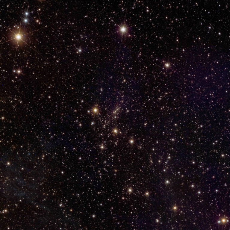 MADRID, 23/05/2024.- Imagen de la misión Euclid del cúmulo de galaxias Abell 2390, que muestra alrededor de 50.000 galaxias cuyas distancias pueden medirse gracias a estas observaciones. La misión Euclid de la Agencia Espacial Europea (ESA) publica este jueves otra tanda de imágenes con vistas 'sin precedentes' del universo, un 'tesoro' que llega casi once meses después del lanzamiento de este telescopio espacial, que poco a poco está completando el que pretende ser el mayor mapa en 3D del cosmos. EFE/ Esa/euclid/euclid Consortium/Nasa - SOLO USO EDITORIAL/SOLO DISPONIBLE PARA ILUSTRAR LA NOTICIA QUE ACOMPAÑA (CRÉDITO OBLIGATORIO) -