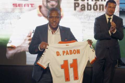 Dorlan Pabón podría salir del Valencia