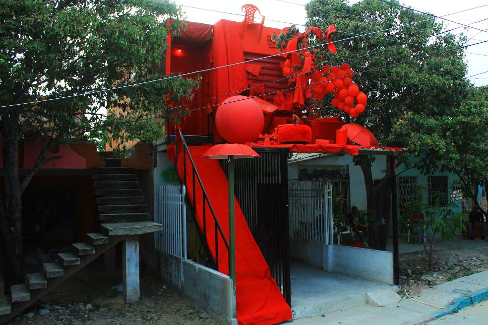 Rojo, obra de Steefany González y Gustavo Carrillo, de Barranquilla.