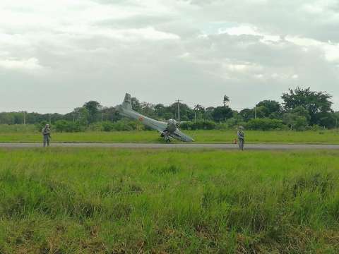 Avión de la Fuerza Aeroespacial Colombiana se accidenta aterrizando en el Guaviare
