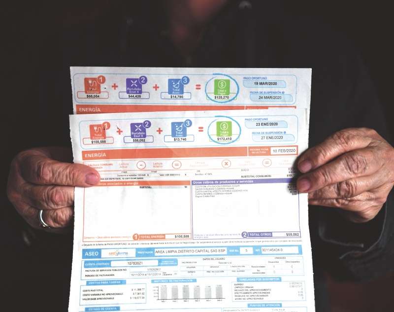 Foto ilustracion factura de servicio públiclo
