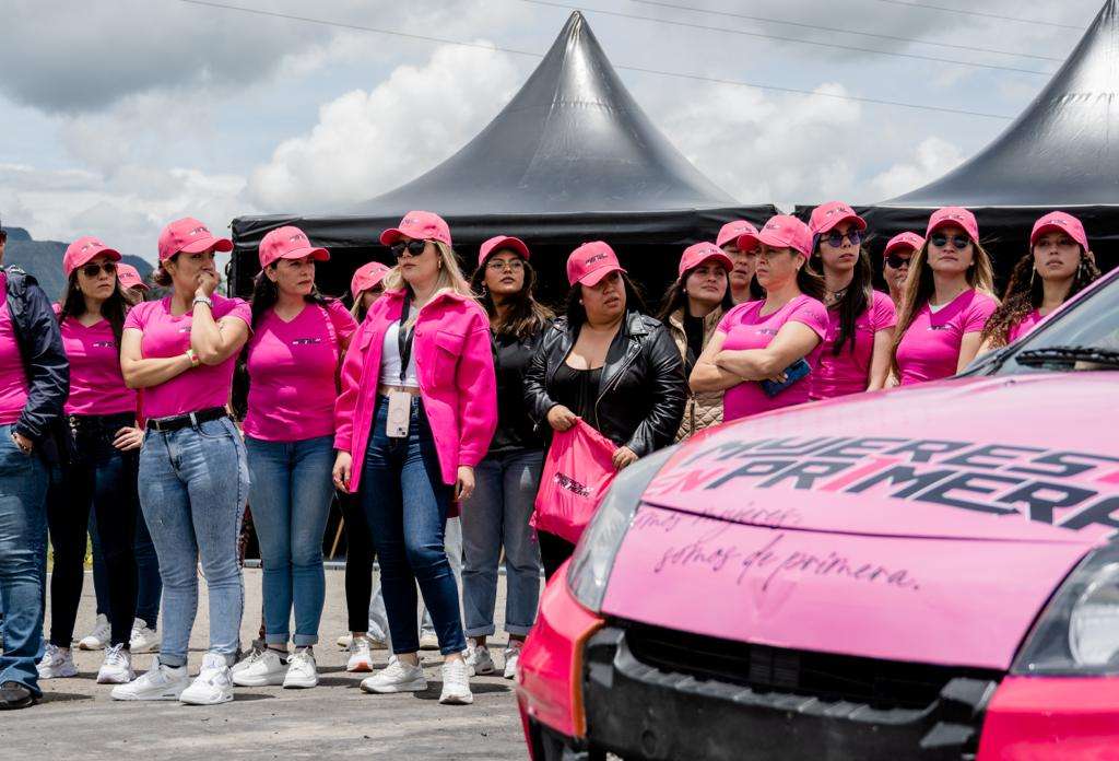 'Mujeres en Primera' es un proyecto que busca potenciar la participación femenina en el automovilismo.