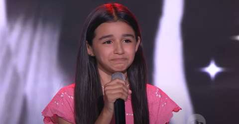 ‘La Voz Kids’: Manuela dedicó emotivo show a su padre que batalla contra el cáncer