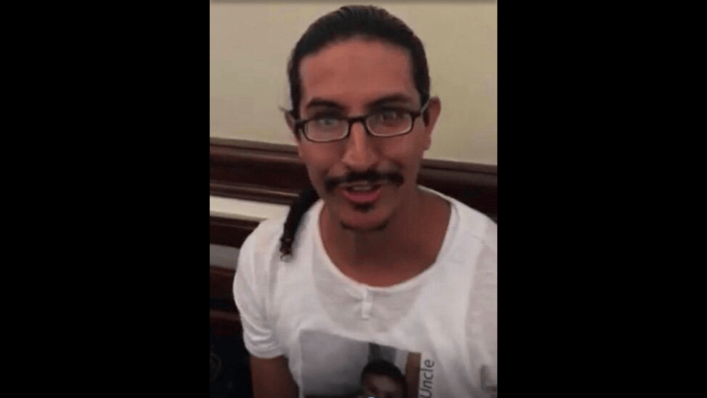 Andrés Felipe Ballesteros, preso desde los 28 años. Estudiaba administración de empresas y un viaje de cumpleaños lo llevó al infierno de la prisión en Tanzania.