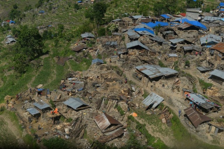 Aviones de EE.UU. ayudan a víctimas del terremoto en Nepal