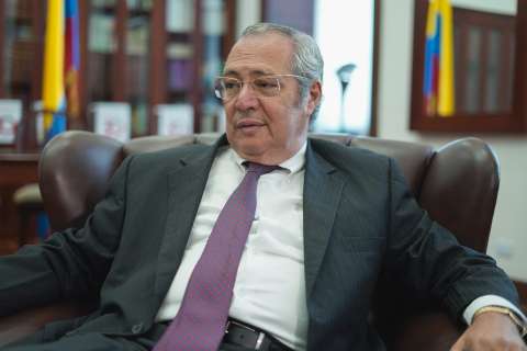 “El Congreso no actúa por presiones y las marchas no determinan nuestras decisiones”