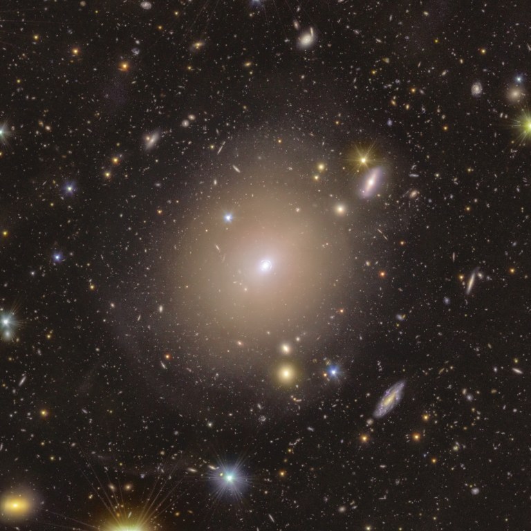 Una misión espacial halló un Anillo de Einstein en una galaxia cercana
