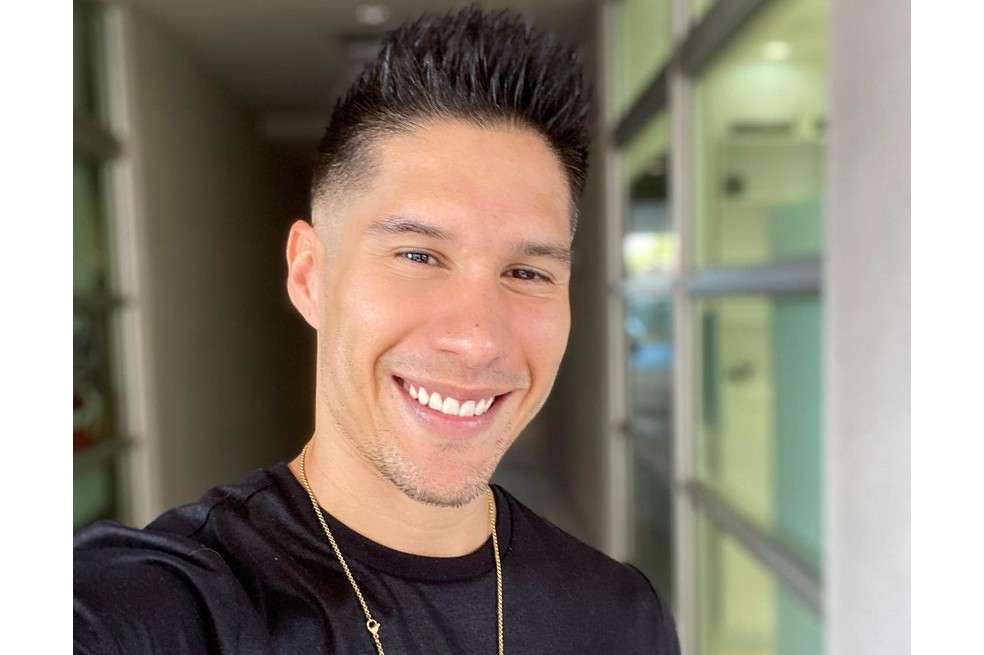 El cantante venezolano, Chyno Miranda, relató cómo fue su luchar por superar una extraña enfermedad que por poco lo deja paralítico
