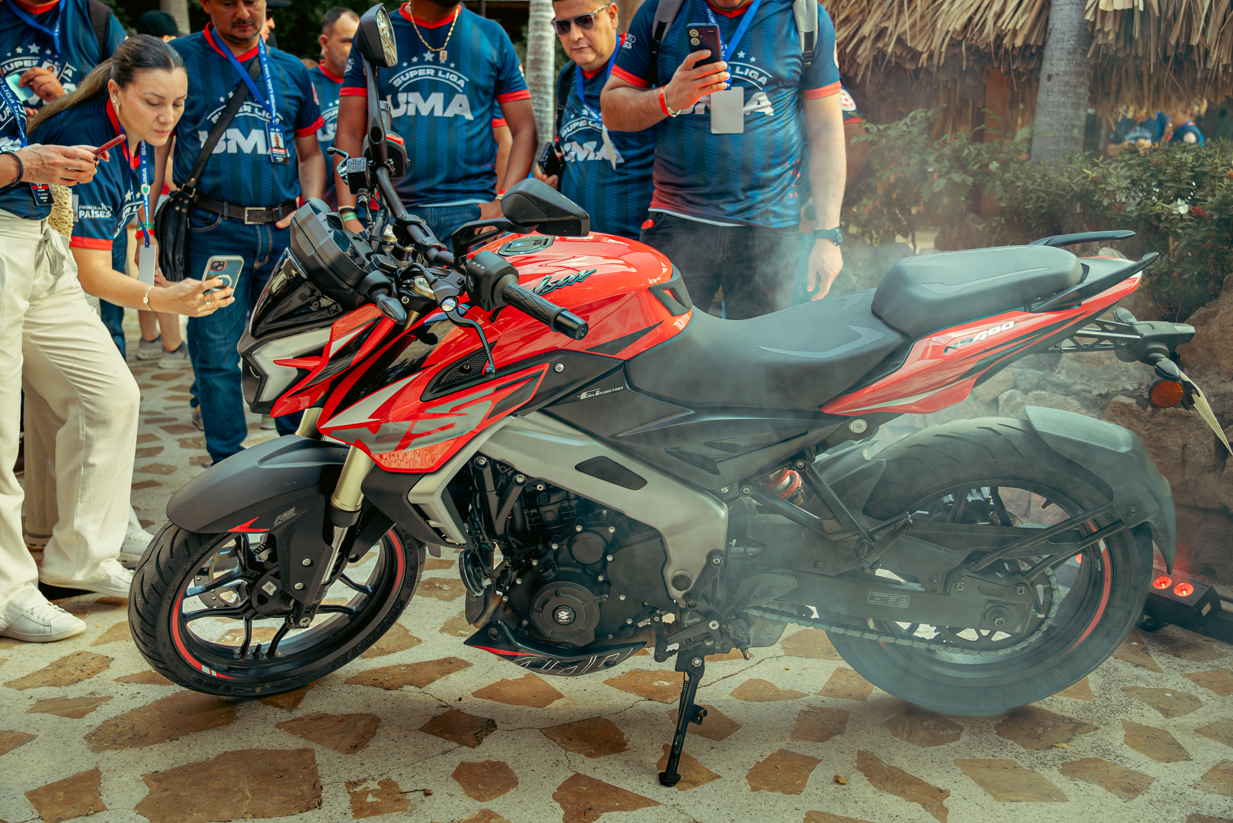 Presentan las nuevas Pulsar NS 400Z, NS200 y NS160