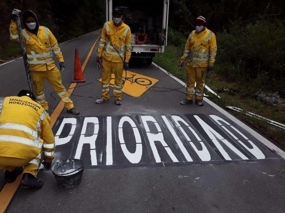 Implementación de señalización en la Vía Bogotá–Choachí.