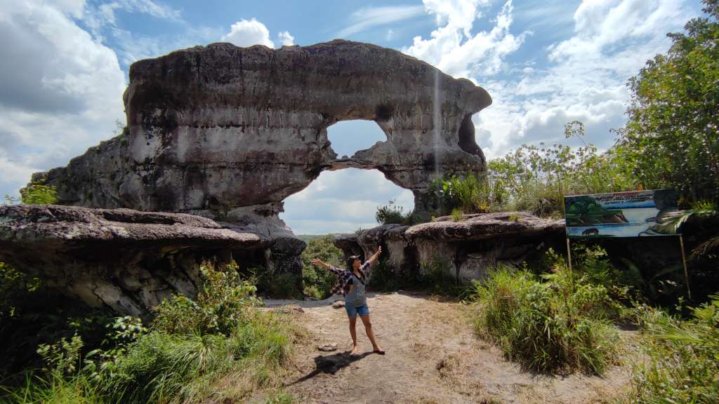 La Puerta de Orión es una de las formaciones rocosas más emblemáticas de Guaviare.