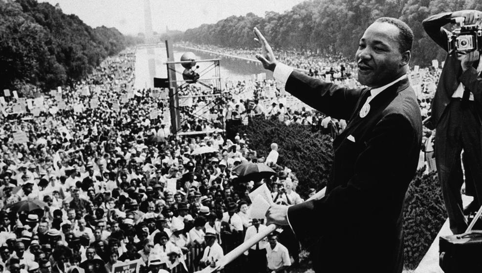 Martin Luther King liderando una de sus masivas manifestaciones a favor de la igualdad. / Archivo
